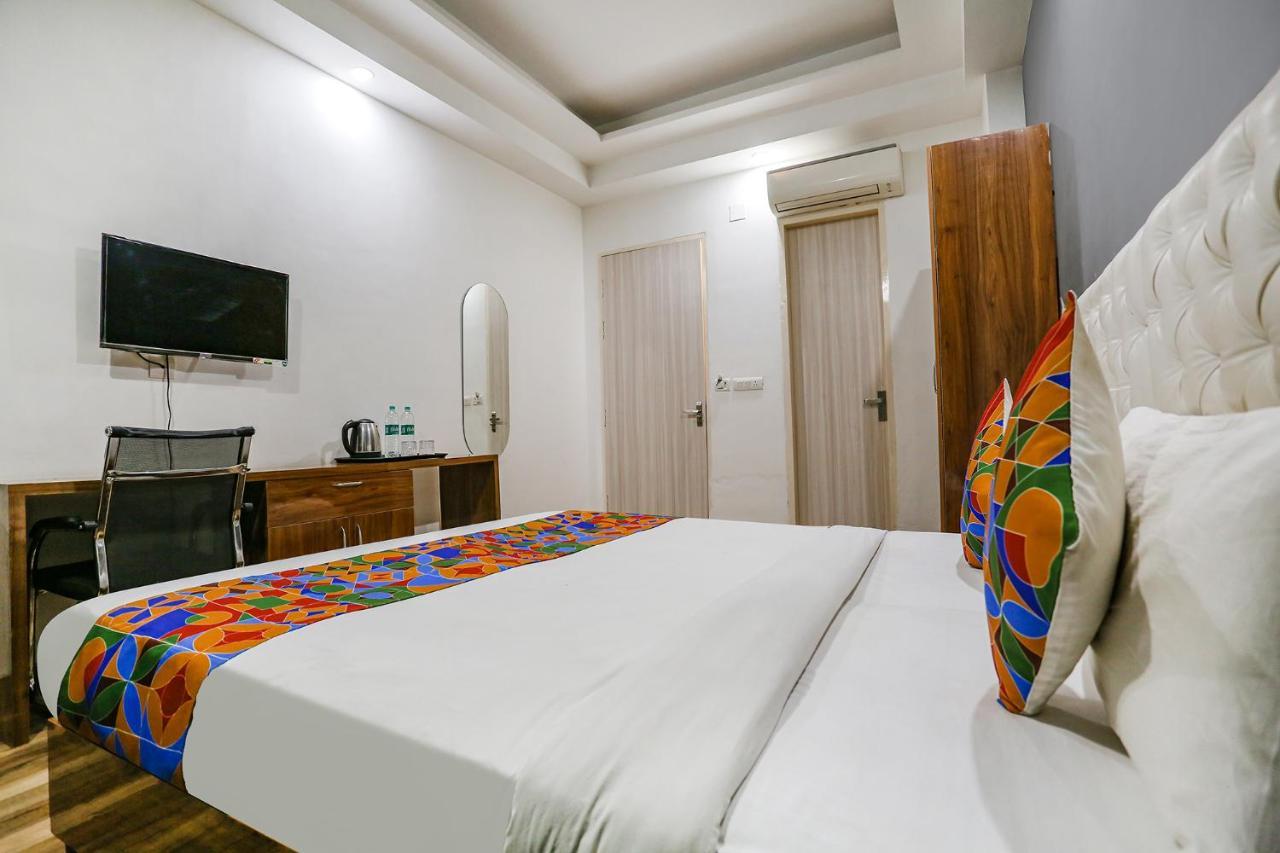 Fabhotel Skylight Inn Near Medanta Hospital غورغاون المظهر الخارجي الصورة