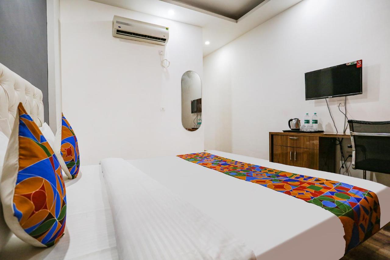 Fabhotel Skylight Inn Near Medanta Hospital غورغاون المظهر الخارجي الصورة